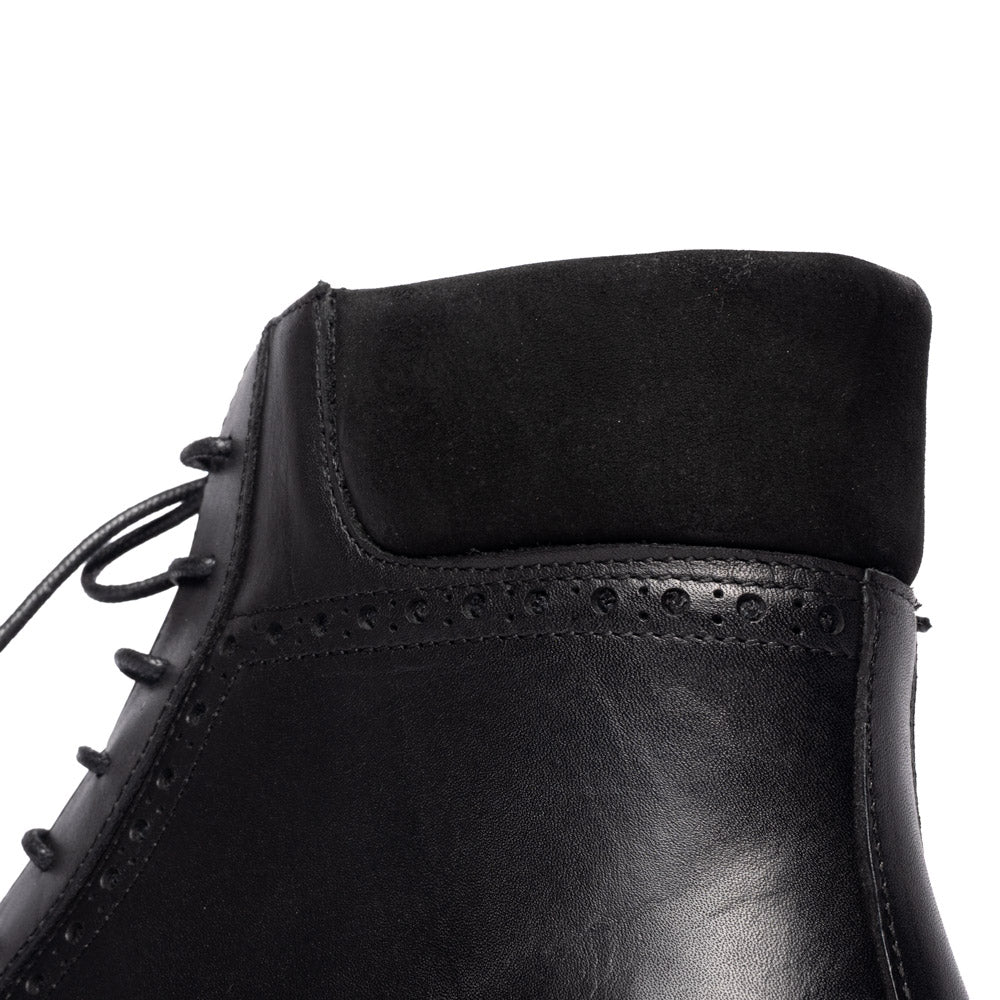 ODISEA negro, detalle de la tobillera